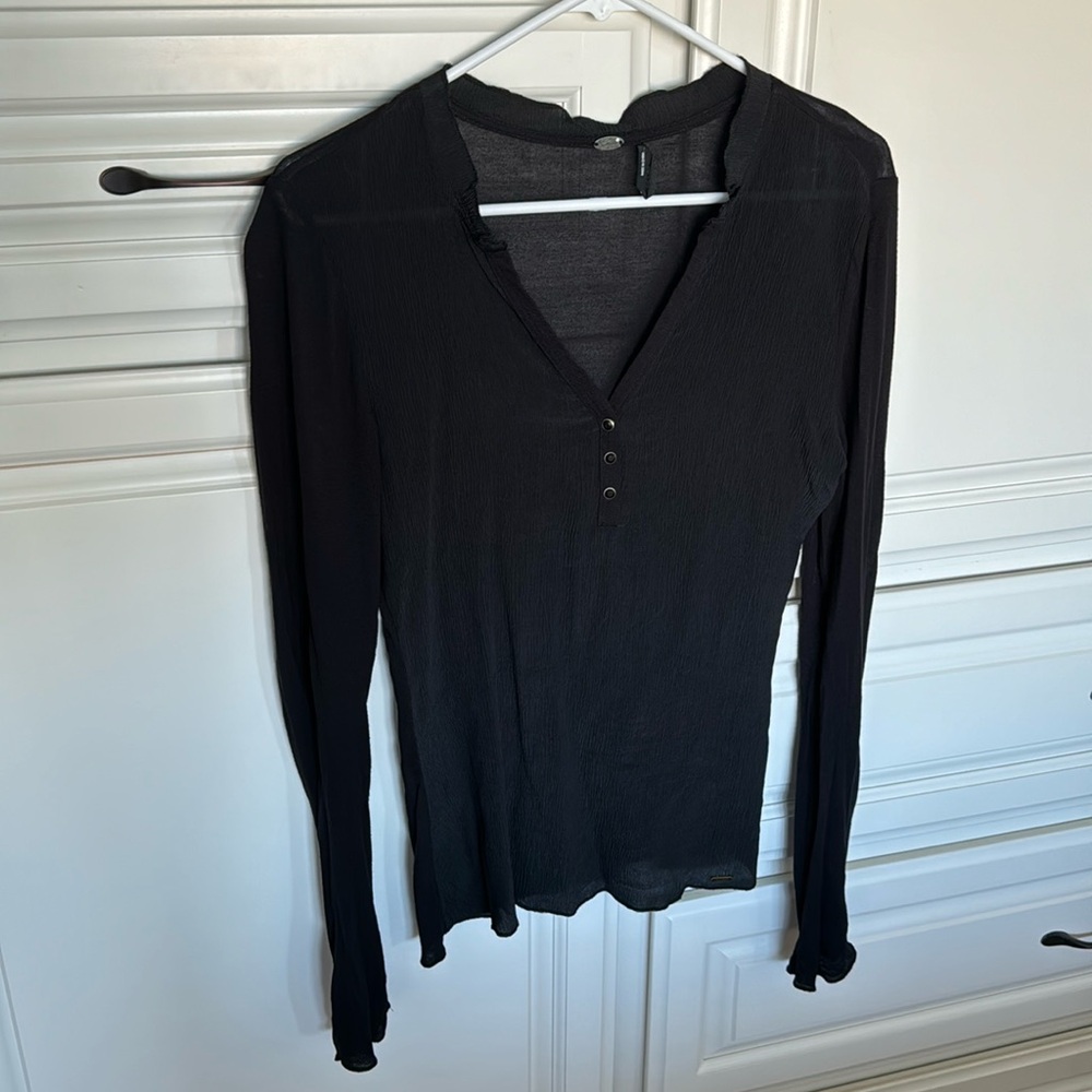 Guess Top